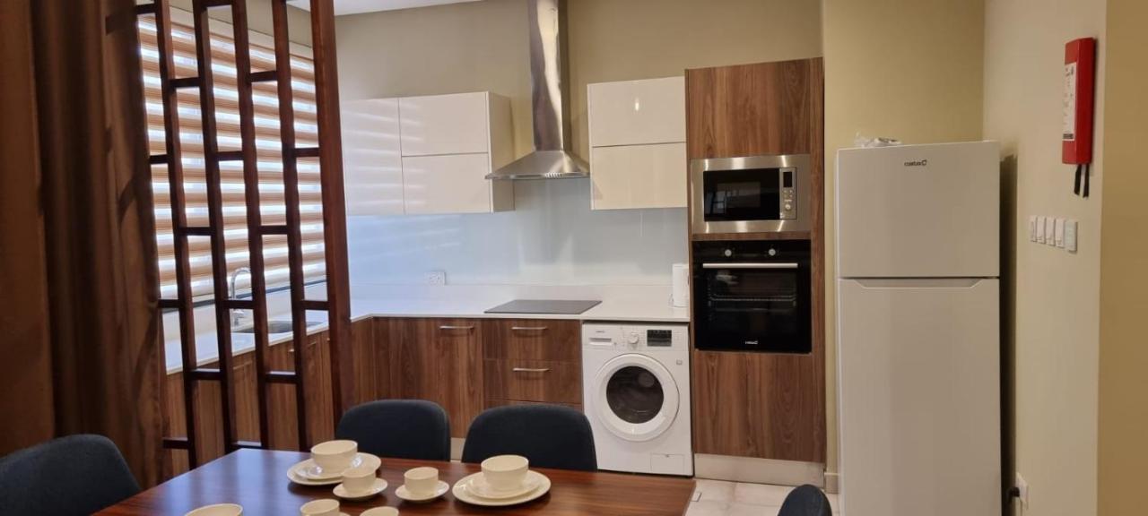 Seino Suites Манама Екстериор снимка