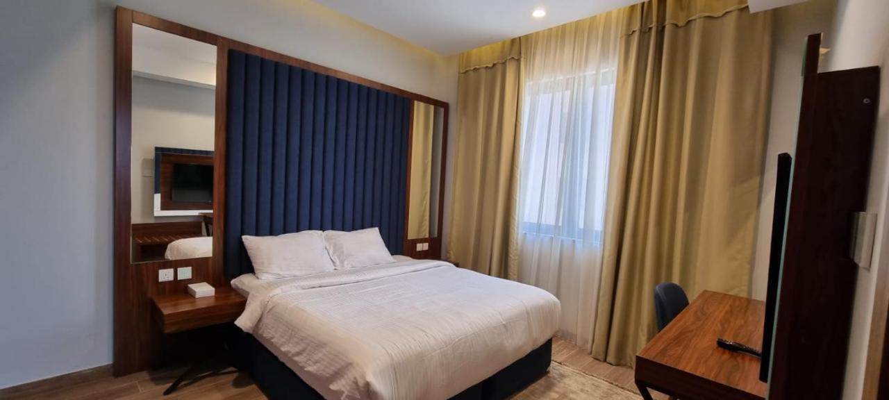Seino Suites Манама Екстериор снимка