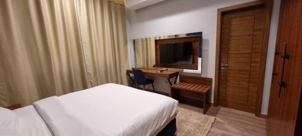 Seino Suites Манама Екстериор снимка