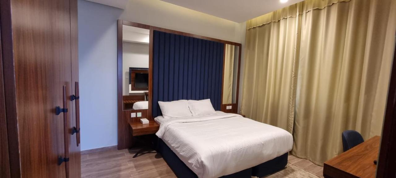 Seino Suites Манама Екстериор снимка