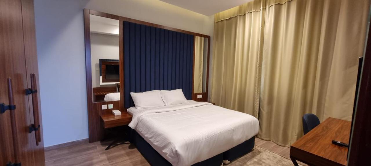 Seino Suites Манама Екстериор снимка